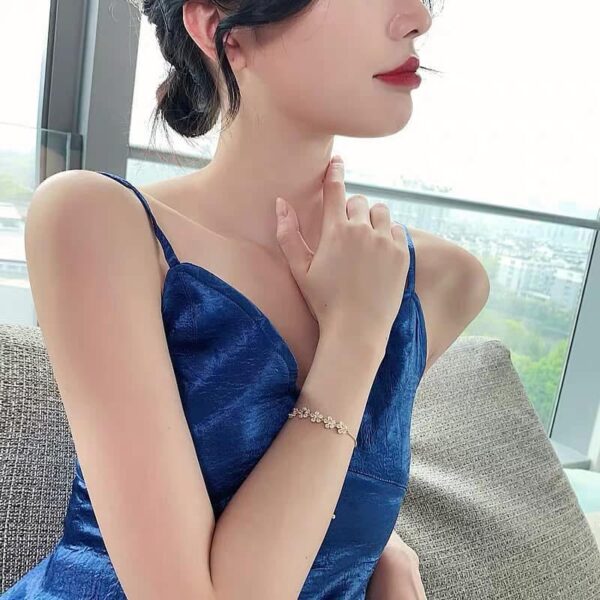 Nice Hand Bracelet - Image 2