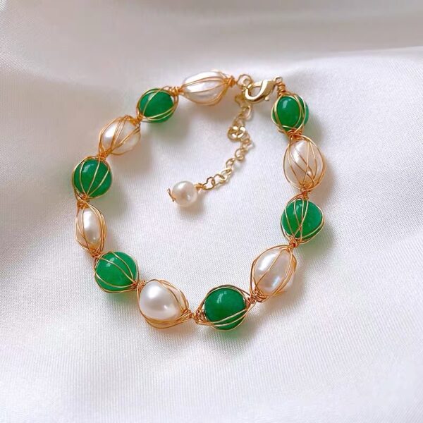 Green Jade & White Pearl Bracelet